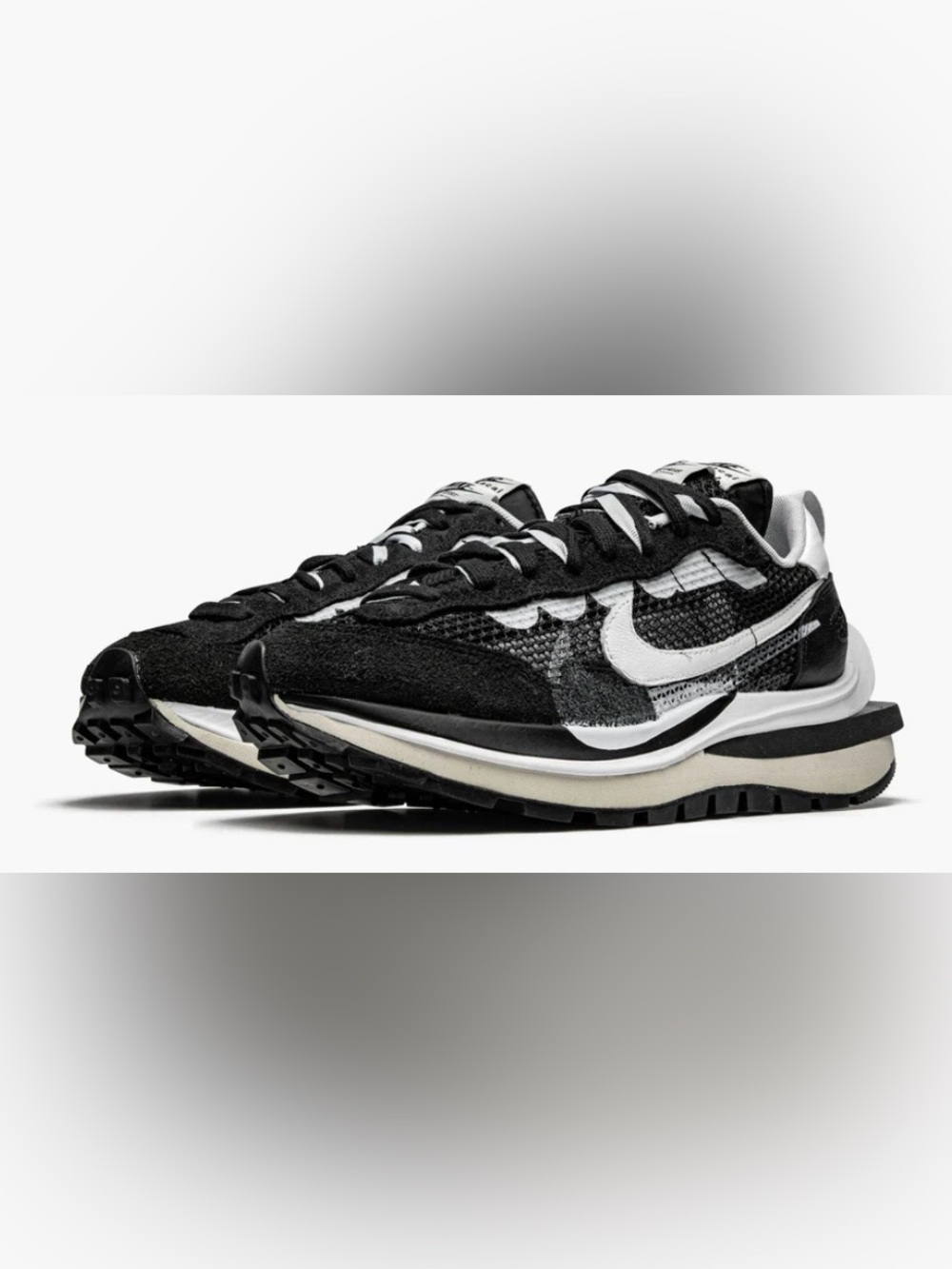 Nike Women’s Black and White Layered Runner Athletic Shoes